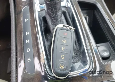 2014 Lincoln Mks z USA, uszkodzony, nr VIN 1LNHL9DK2EG608574